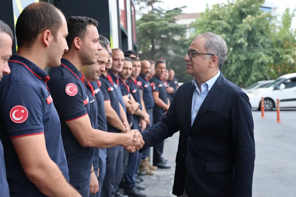 Baraçlı’dan itfaiyecilere moral ziyareti