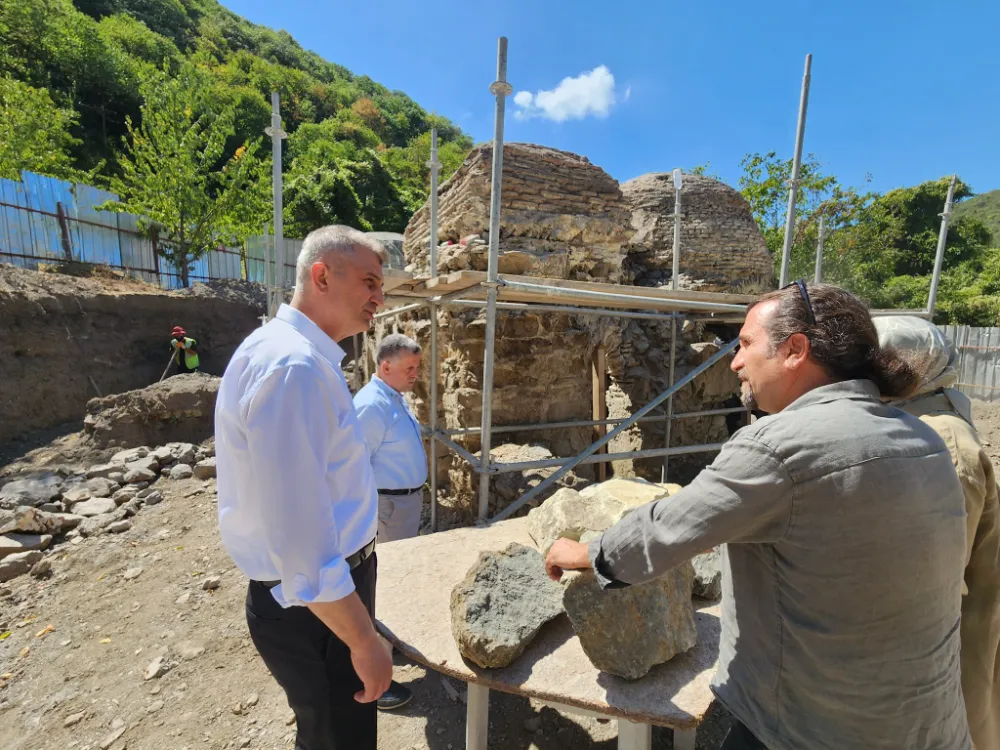 GÖLCÜK BELEDİYESİ İLÇENİN TARİHÎ VE KÜLTÜREL MİRASINA SAHİP ÇIKIYOR