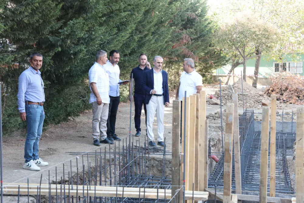 Çiftçi, e-sınav merkezi ve santral binası inşaatlarını inceledi